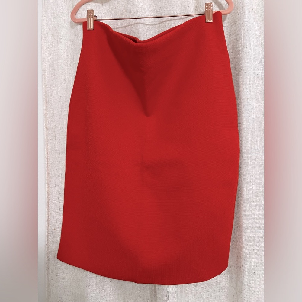 Express body contour skirt. Orange. Never worn.